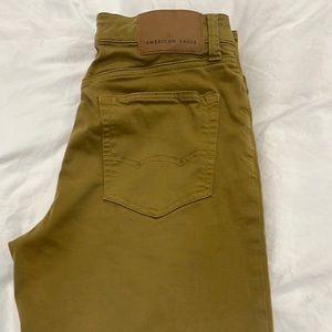 Men’s American Eagle khakis, pants size 29x32. Flex soft twill skinny